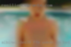 albinwildes38 FFM woman in bed